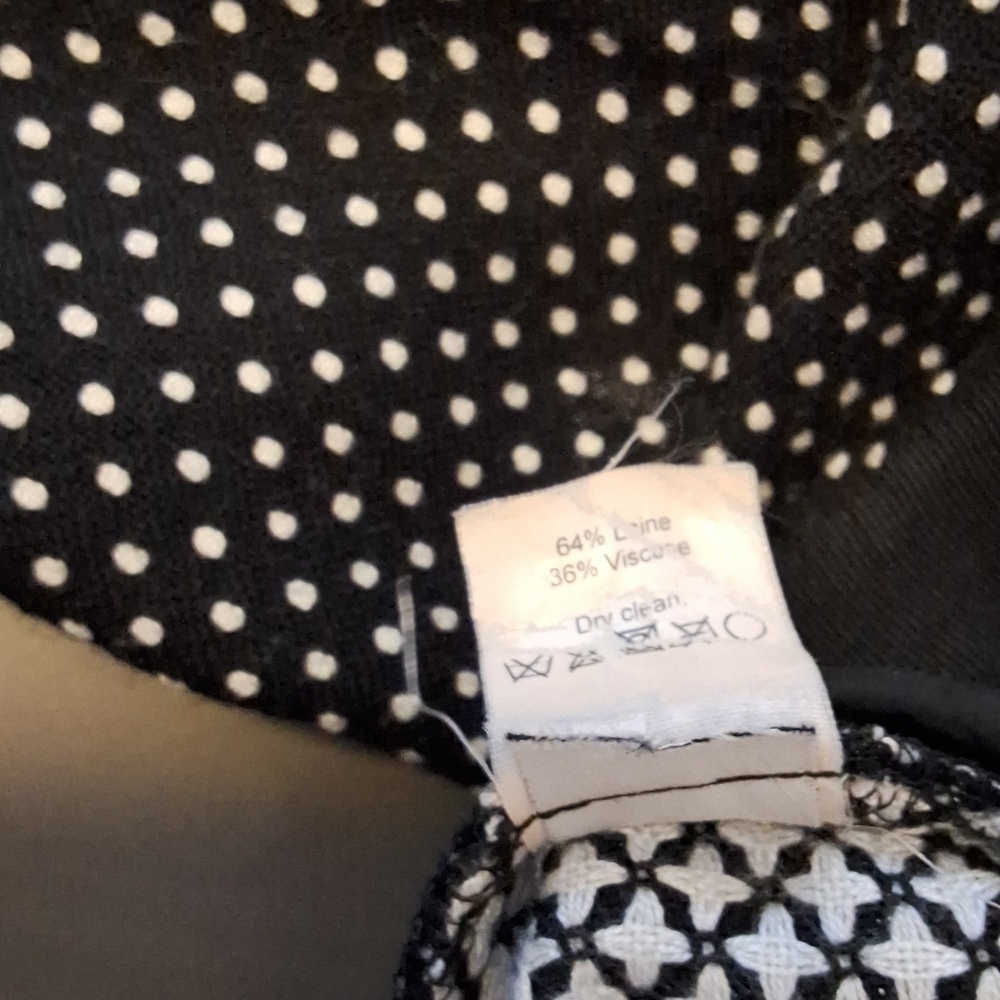 J crew Cafe capri's size 2 - Picture 4 of 4